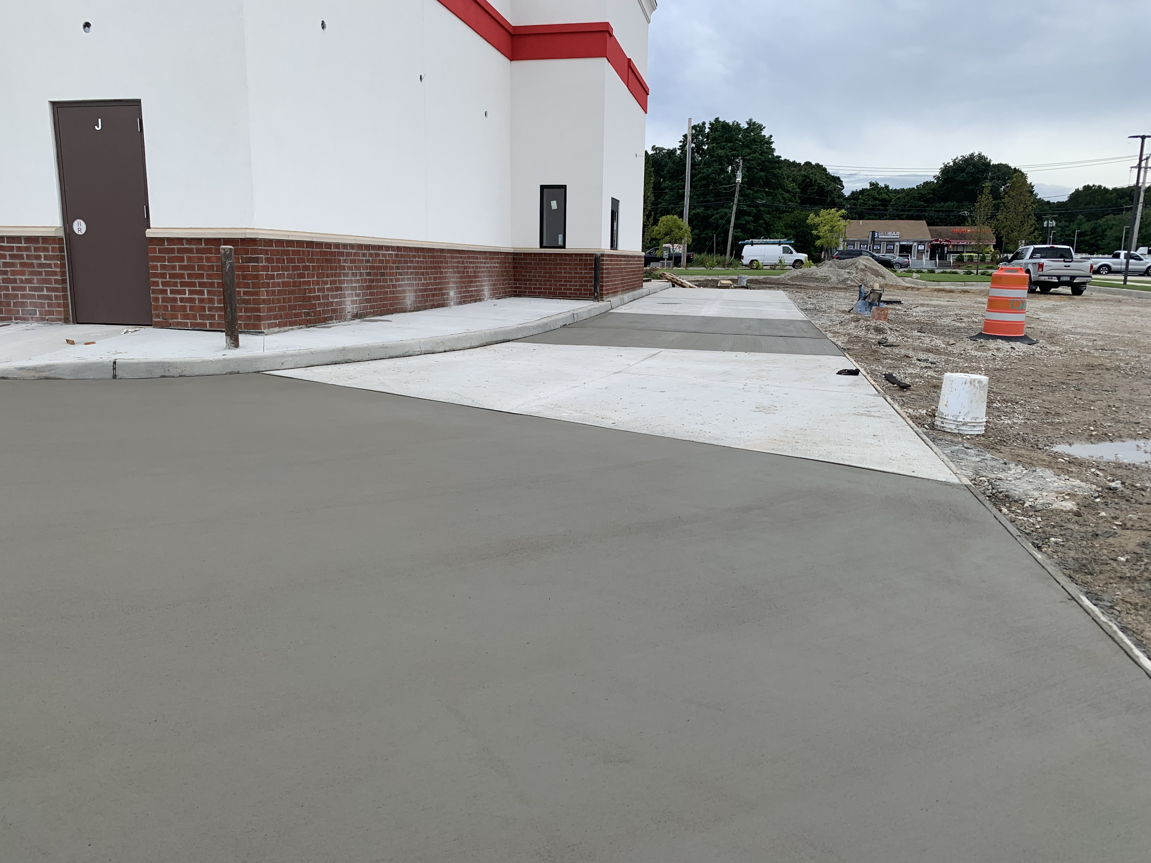 Fresh commercial driveway and sidewalk